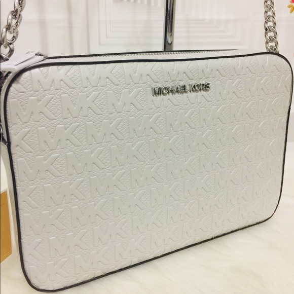 Michael Kors debossed leather Crossbody bag - Picture 3 of 11